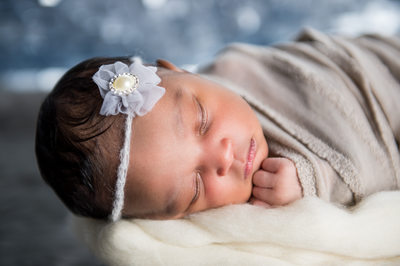 newborn girl photos headset grey pose ideas