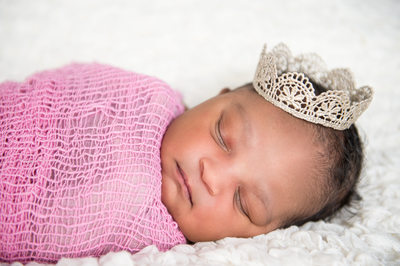 newborn girl photos with a crown jacksonville pink