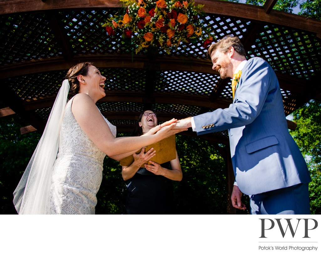 Bride and Groom at the Woodlands at Algonkian Virgnia