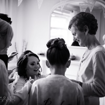Leading South Wales Wedding Photographer