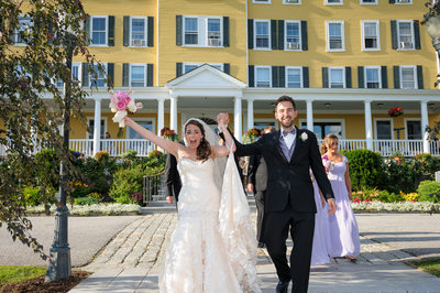 MOUNTAIN VIEW GRAND RESORT WEDDING - EXCITED BRIDE AND GROOM