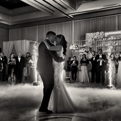 JW Marriott Parq Vancouver Wedding photographers dance