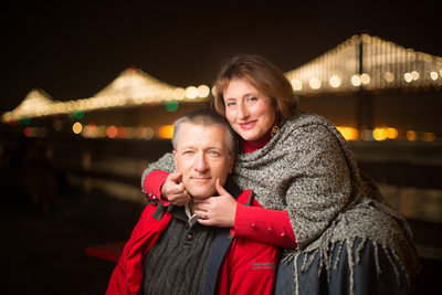 husband-wife-bay-bridge-lights