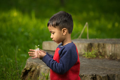 young-boy-with-flower-golden-gate-park