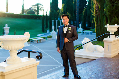 Groom Pictures at Grand Island Mansion
