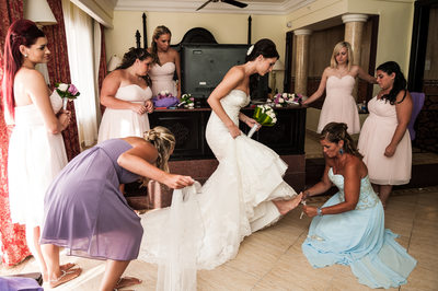 bride and girls getting ready