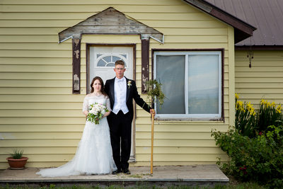Bride Groom Farmhouse Wedding Portrait Ontario Oregon