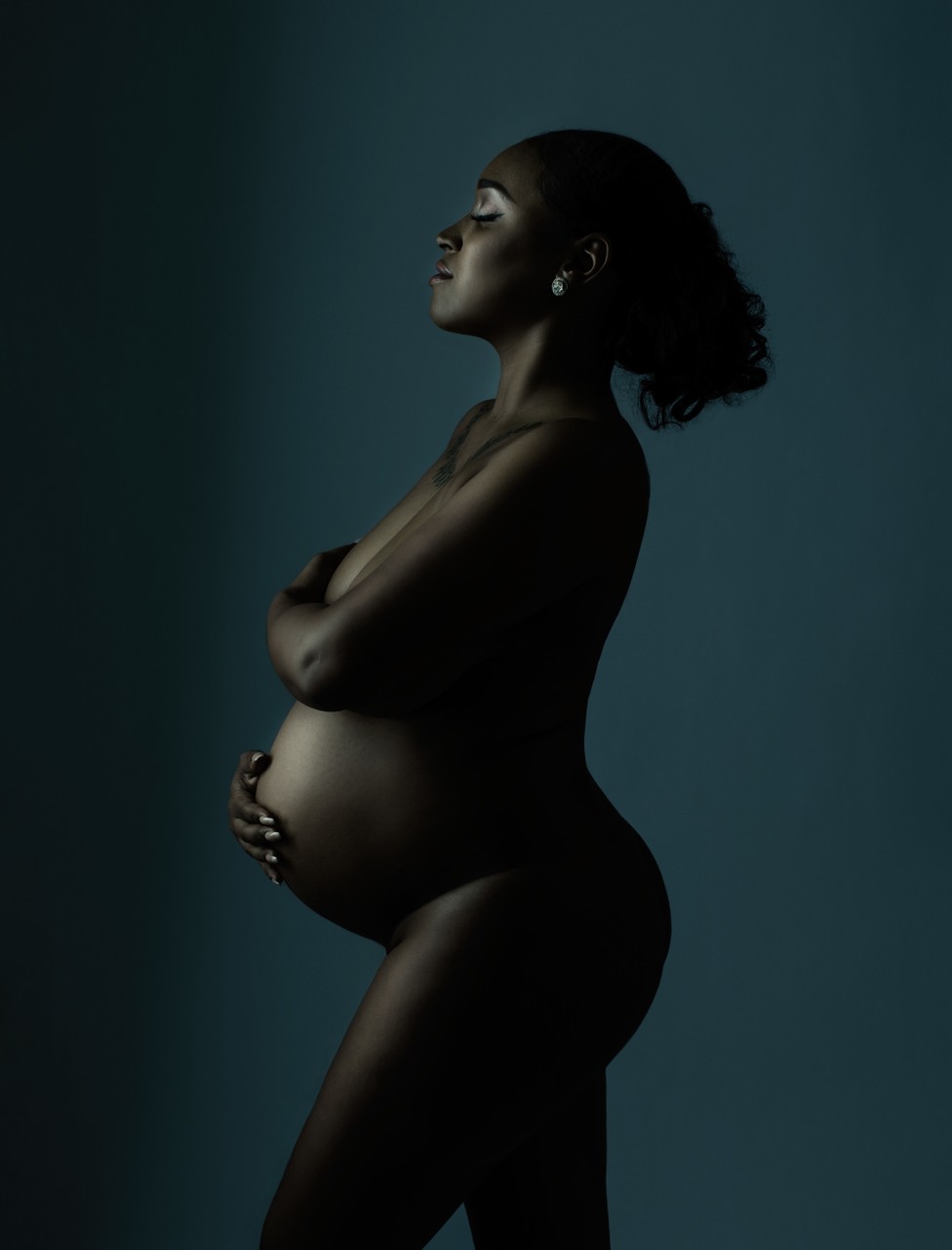 Fine Art Nude Maternity Amsterdam Portrait Photography