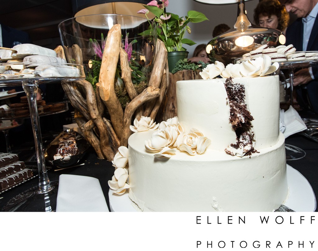 chocolate wedding cake photo