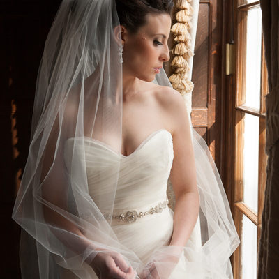 portrait of a bride at the muttontown country club