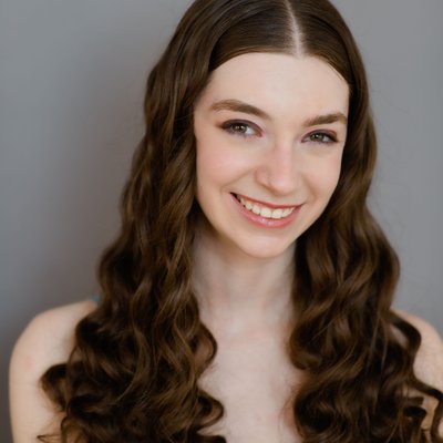 Helena Headshots 2023