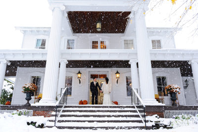 Winter Snow Wedding at Round Hill