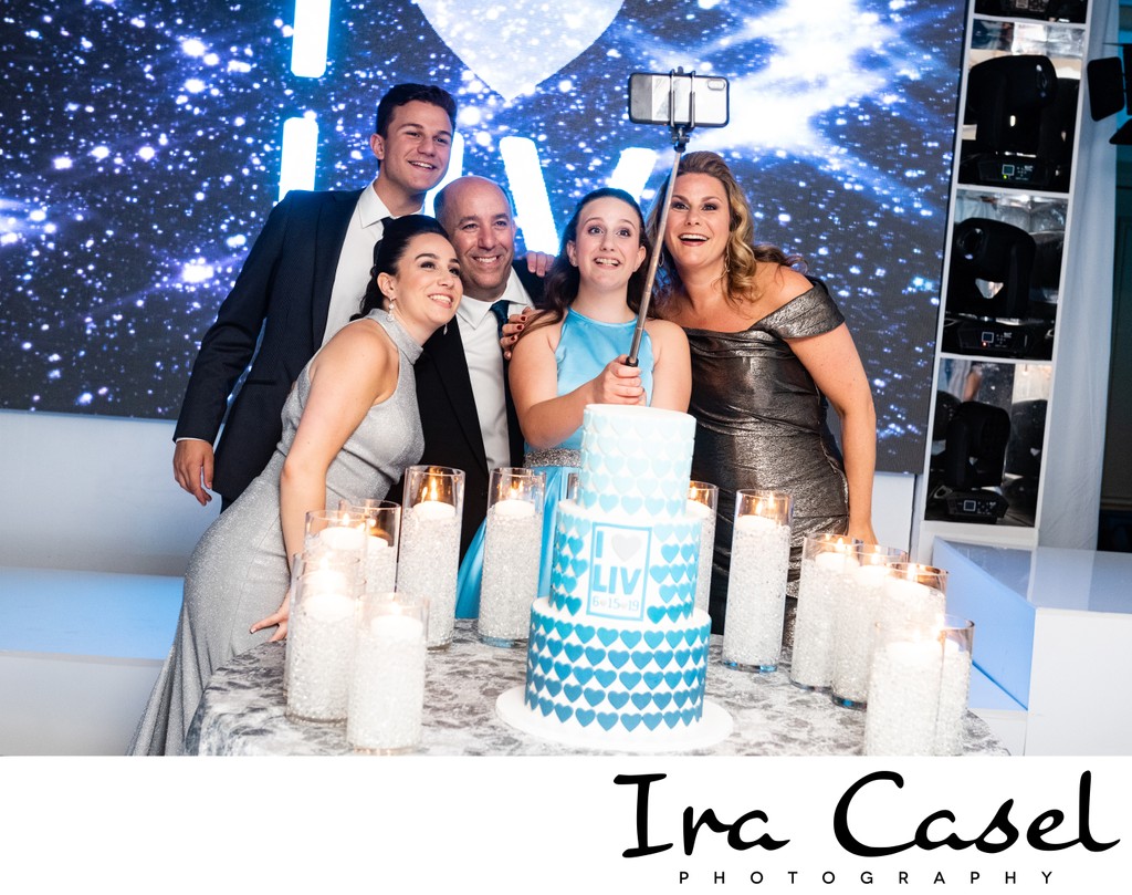 Mitzvah Photography: Candle Lighting 