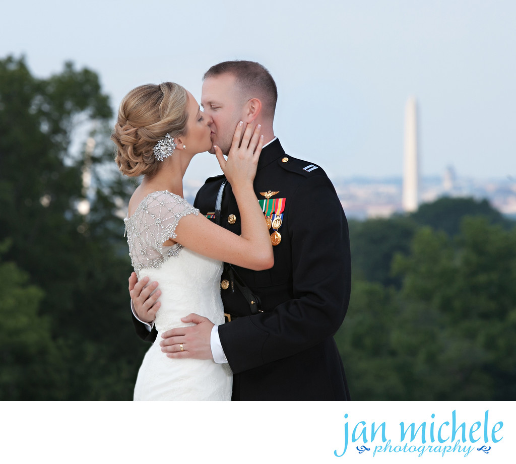 Wedding Kiss overlooking the Washington Monument
