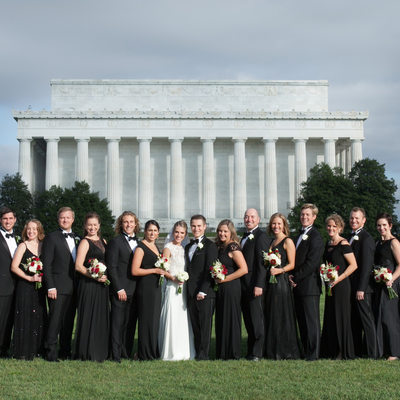Wedding Part with the Lincoln Memorial in Washington, DC