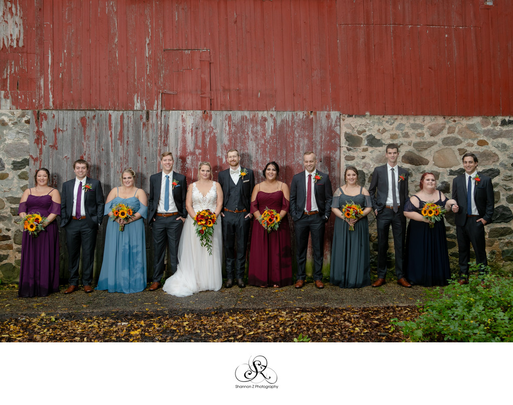 Barn: Wedding Party Photos