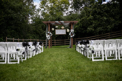 The Arch: Rustic Manor