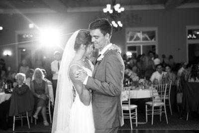 Burlington Wedding Photographer: First Dance