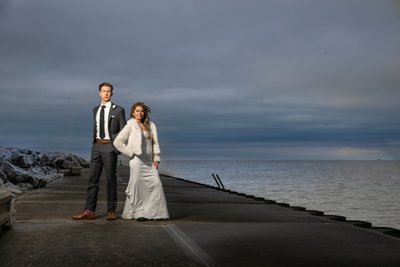 Drama on Lake Michigan: Wedding Portrait in the Winter