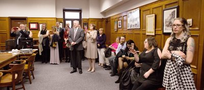 Milwaukee Courthouse Wedding: The Guests