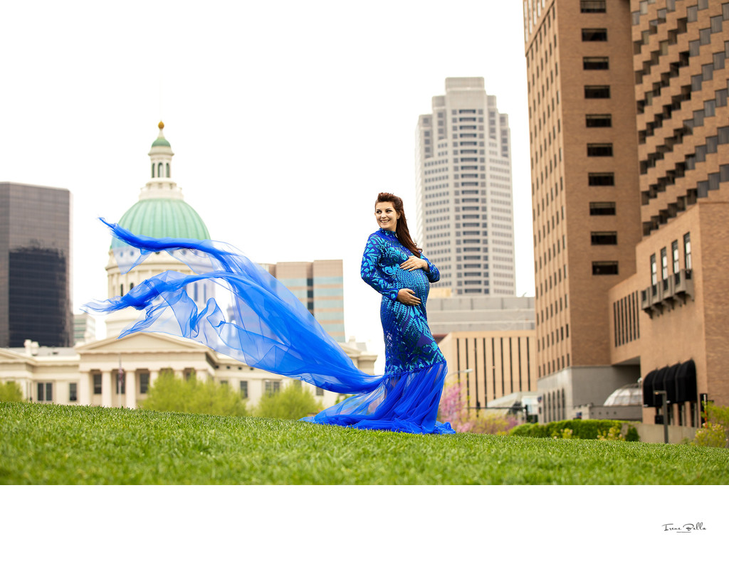 Maternity Photos in the City