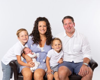 Family Photos with Newborns