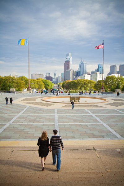 Philadelphia Skyline - Engagement Photos at Art Museum