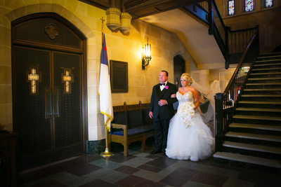 RIVER OAKS COUNTRY CLUB WEDDING - HOUSTON WEDDING PHOTOGRAPHER