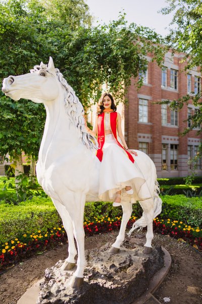 Traveler the Horse Statue - USC Graduation Portrait