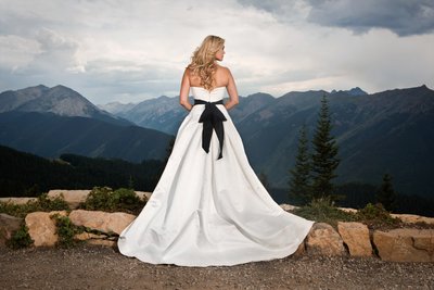 Aspen Mountaintop Colorado Bride