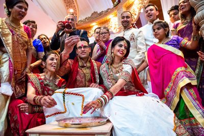 Hindu Wedding Photographer in London, Nikthakar.com