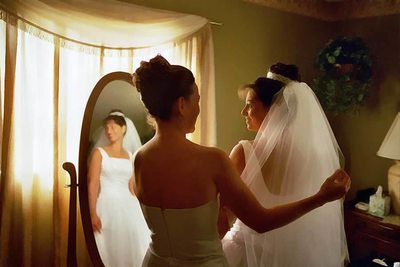 Examples of amazing bridal prep photos from Florida