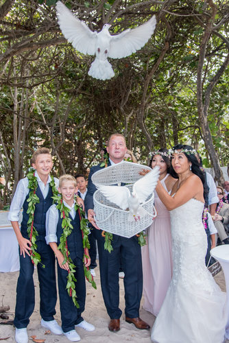 Wedding Dove Release from Jupiter Beach Resort