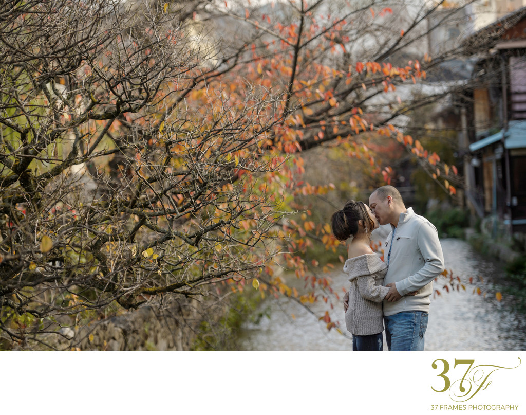 NATURAL COUPLES PHOTOGRAPHER IN KYOTO, JAPAN