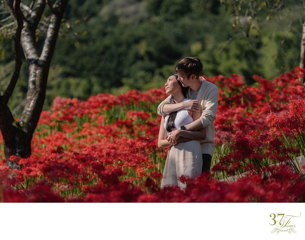 Elope in Japan | The Honeymoon and the Red Spider Lily