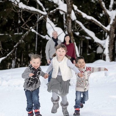 Family Vacation Photographer | Snow in Japan