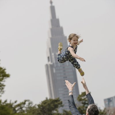 Lifestyle Family Photography in Tokyo | Shinjuku-gyoen