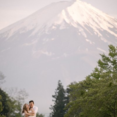 A Proposal Above the Clouds: Mt Fuji's Summit of Love