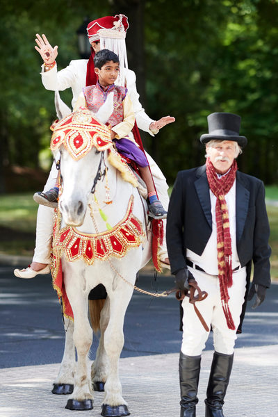 The Baraat Harmon's Carriage's Style