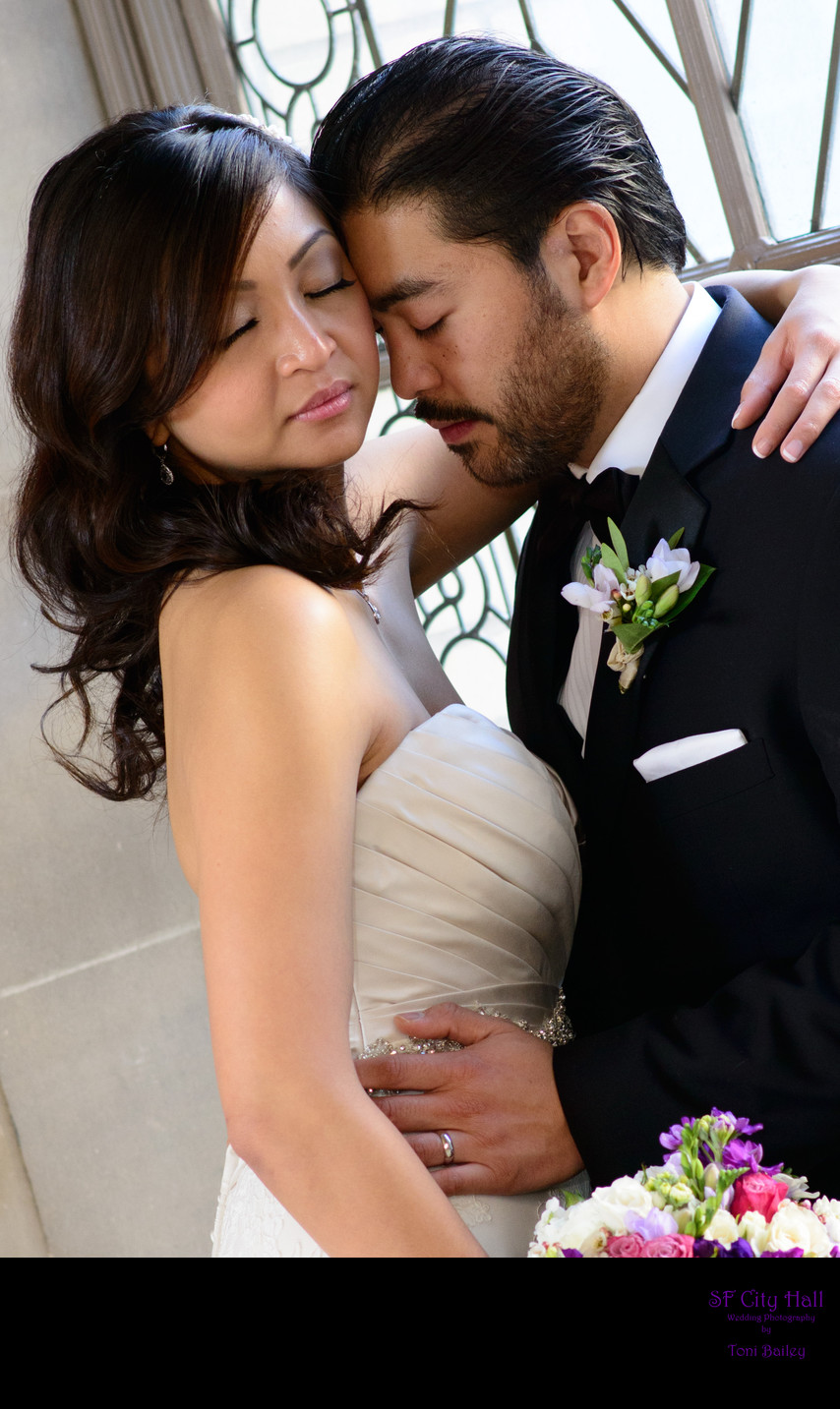 San Francisco City Hall Wedding Photographers Romantic Pose