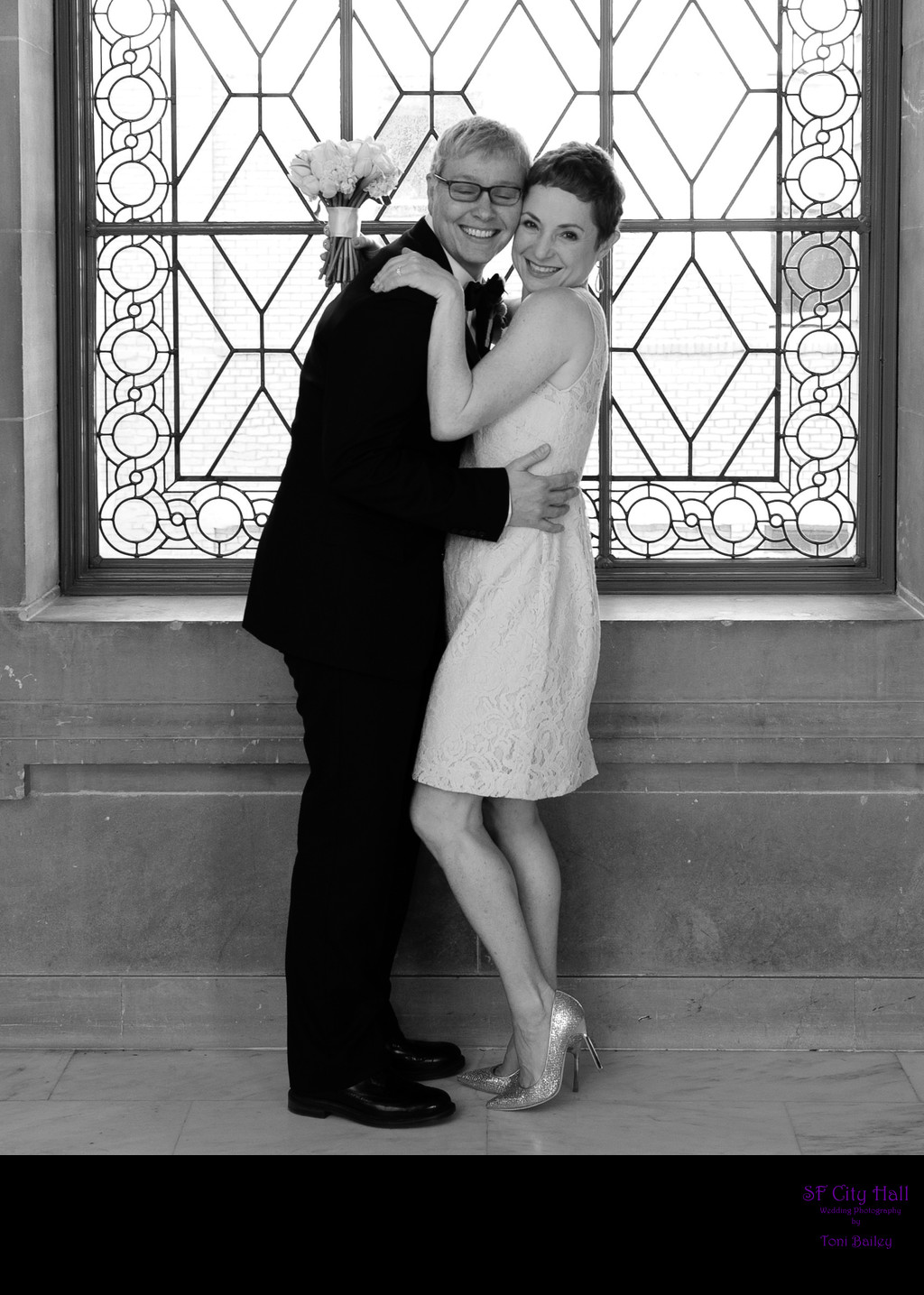 fun wedding photographers at city hall