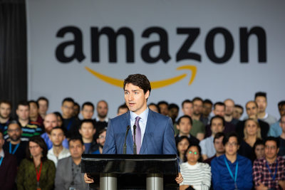 Just Trudeau speaks at Amazon factory in Post Building