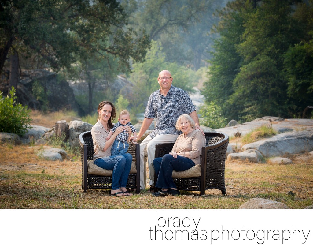 Outdoor Family Photos in Yosemite