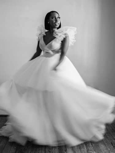 Artistic black and white bride portrait 