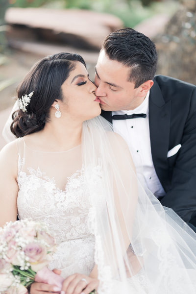 Las Vegas Wedding Photography bride and groom kissing