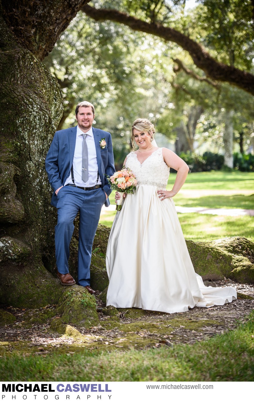 Portrait of Bride and Groom at Oak Alley