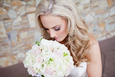 Phoenix Wedding Photographer - Bride & Wedding Bouquet