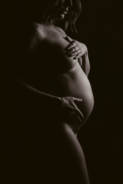 Simple Nude Maternity photograph Bay Area photographer