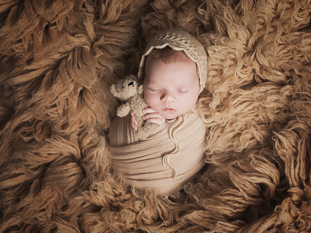 Cardiff Newborn Baby Photographer