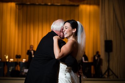 Bride Dances with Dad at Bellevue Philadelphia